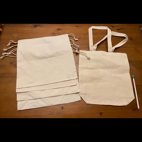 5 Arbonne Canvas Cinch Sacks and Tote - Picture 4 of 4